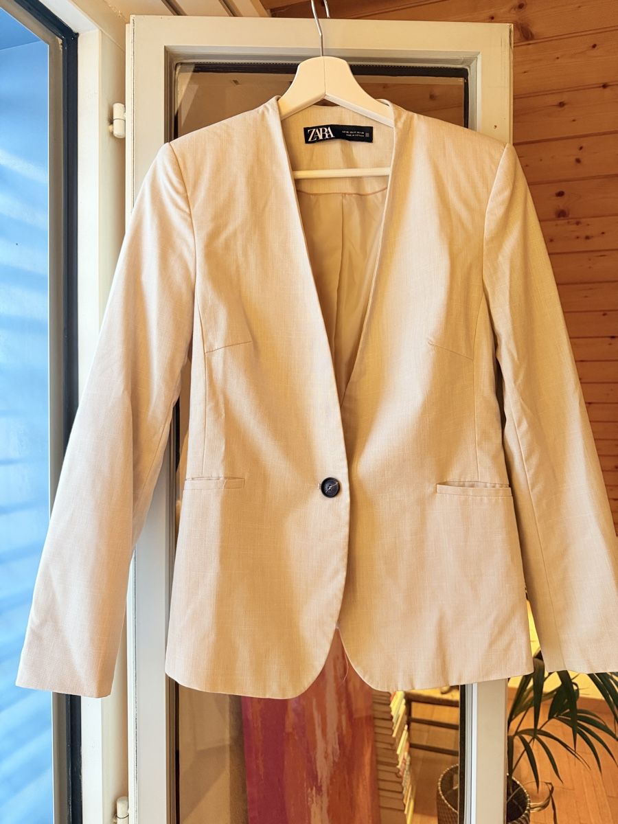 Zara Giacche: Zara Beige Linen Blend Blazer – Nuovo (secondo la descrizione) da Zürich venduto da BettinaMarie2308