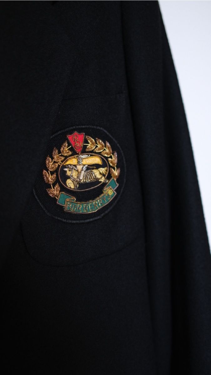 Burberry Vestes: Burberry Wool Blazer – Neuf (Voir description) à Schliern b. Köniz par naz_jg6s