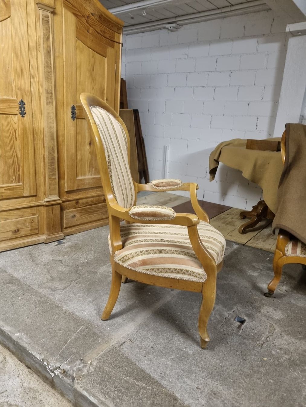 Poltrone: Fauteuil Louis-Philippe – Usato da Rieden SG venduto da kadogaru56 1