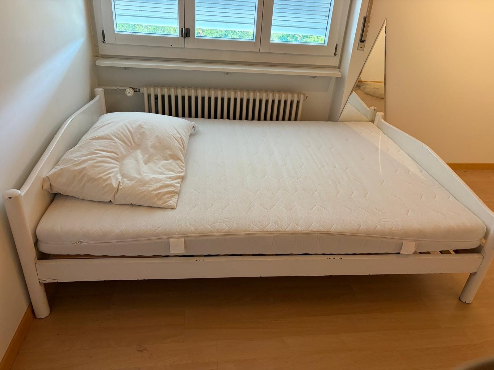 Letti: Holzbett mit Matratze – Usato da Rothenburg venduto da Fbuesche1