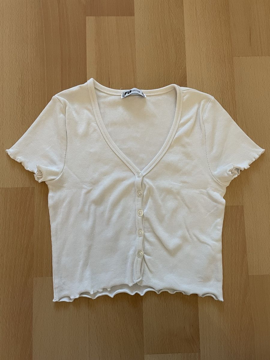 Lotti & Set di vestiti: 5 T-Shirts/Tops, Gr. S – Usato da Winterthur venduto da juju_27 5