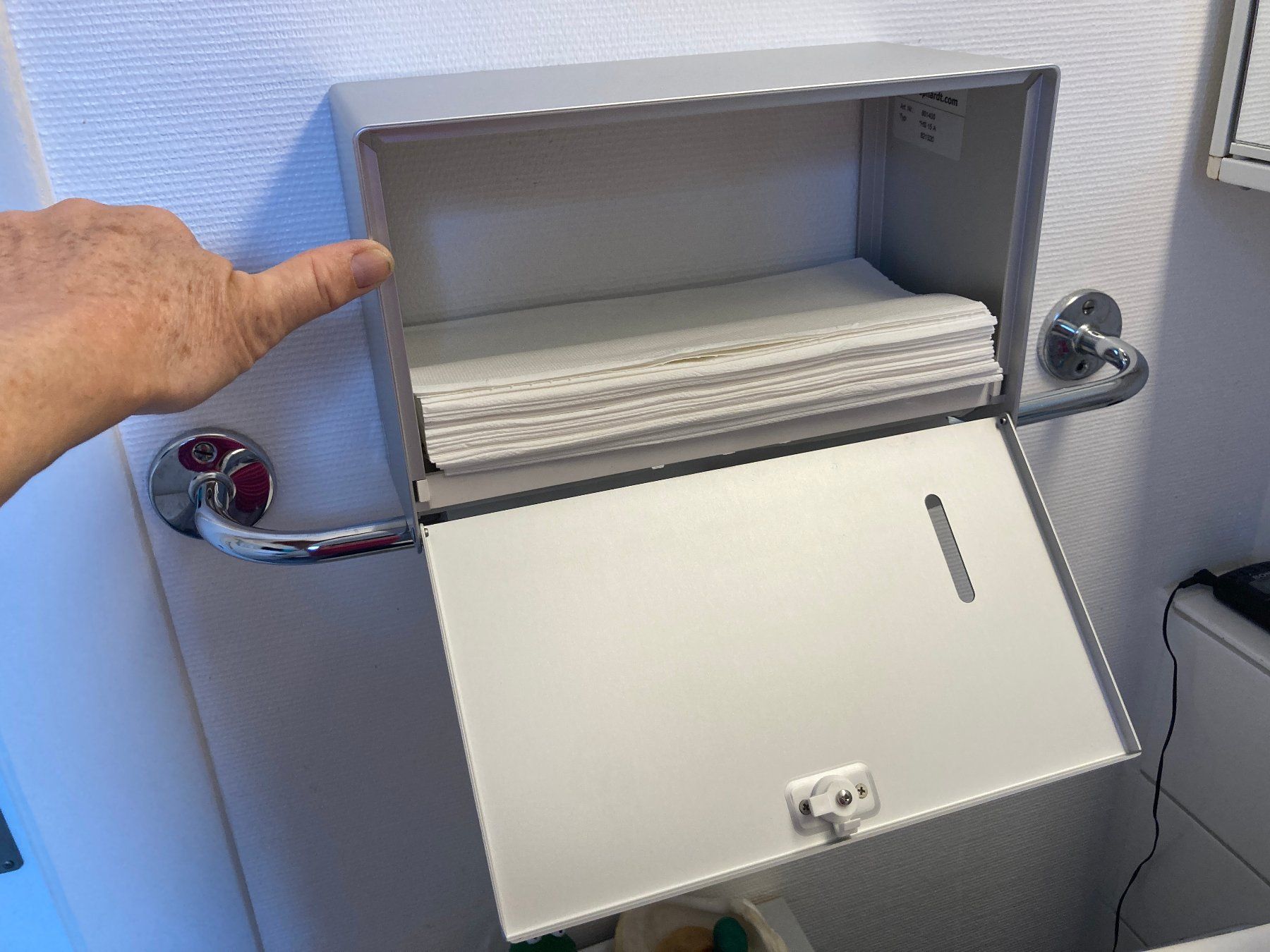 Portasciugamani: Handtuchspender – Usato da Bern venduto da HaJo_20 5