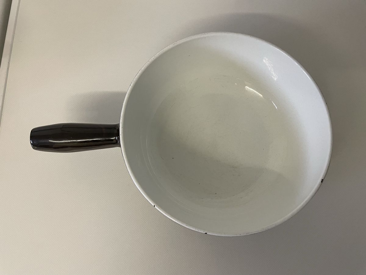 Padelle: Caquelon à fondue Emalco – Usato da Les Genevez JU venduto da fabliane 1