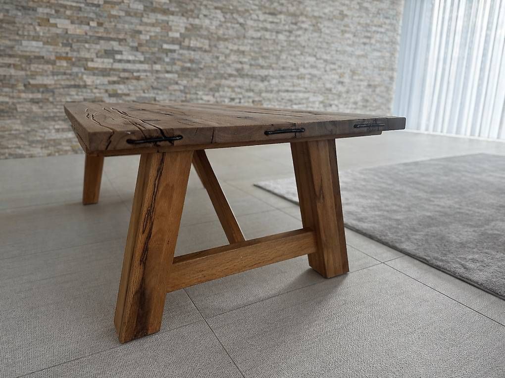 Tische: Massiver Eichenholz-Tisch, robust & stabil, 130x70cm – Gebraucht aus Veltheim AG von urani07 2