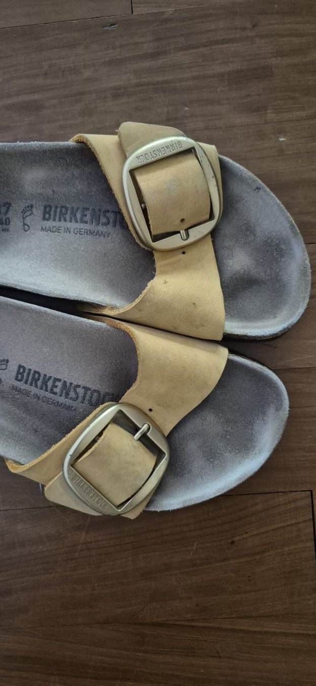 Birkenstock Scarpe da donna: Birkenstock Sandalen Grösse 37 – Usato da Zürich venduto da Buchaendler 1