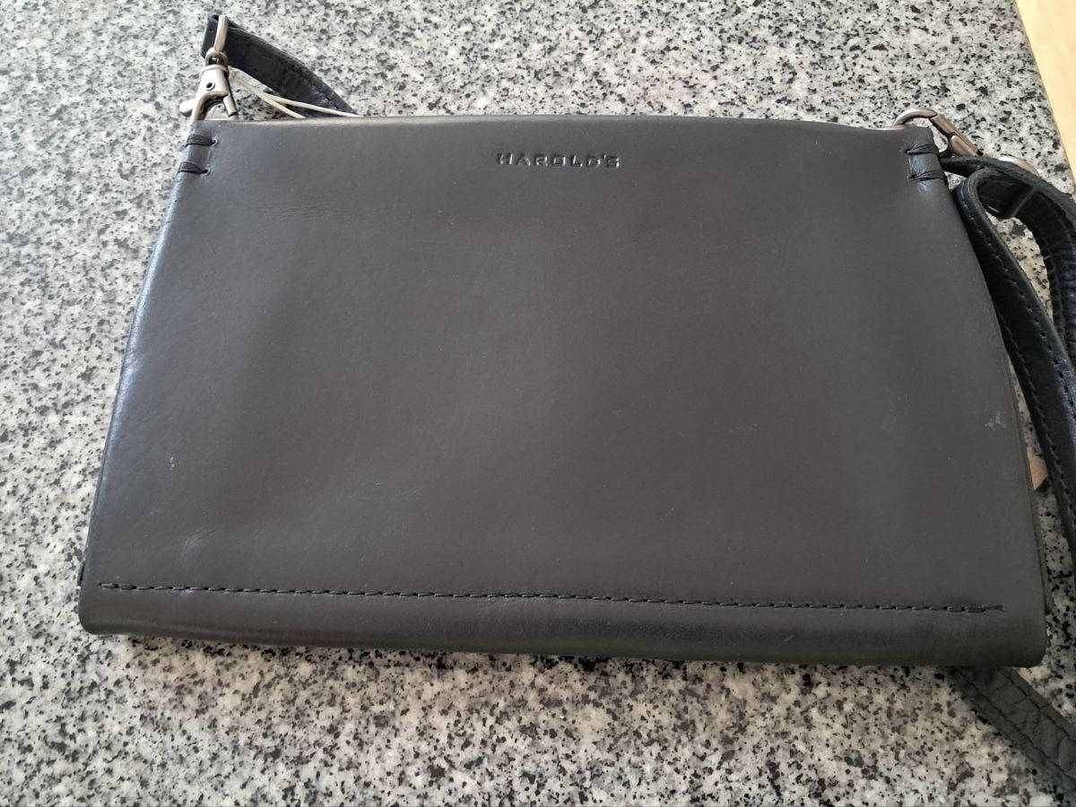 Borse da donna: Neue Harold's Leder Umhängetasche – Nuovo e nell'imballaggio originale da Zürich venduto da lau_w5z5 1