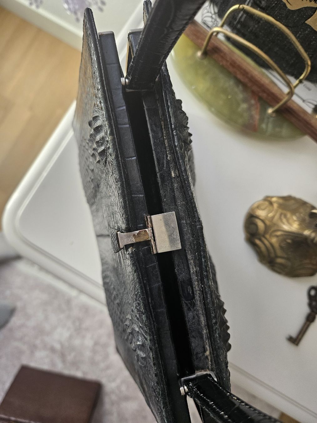 Borse da donna: Vintage Leder Tasche – Usato da Rickenbach b. Wil venduto da pookie 1