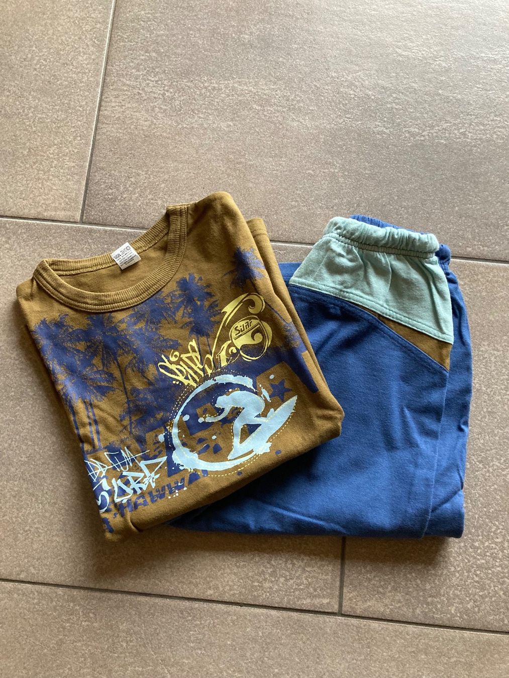 Calida Pyjamas & Ähnliches: Pyjama Gr. 128; Calida; Neuwertig! – Neu (gemäss Beschreibung) aus Mosnang von Kusli09 1