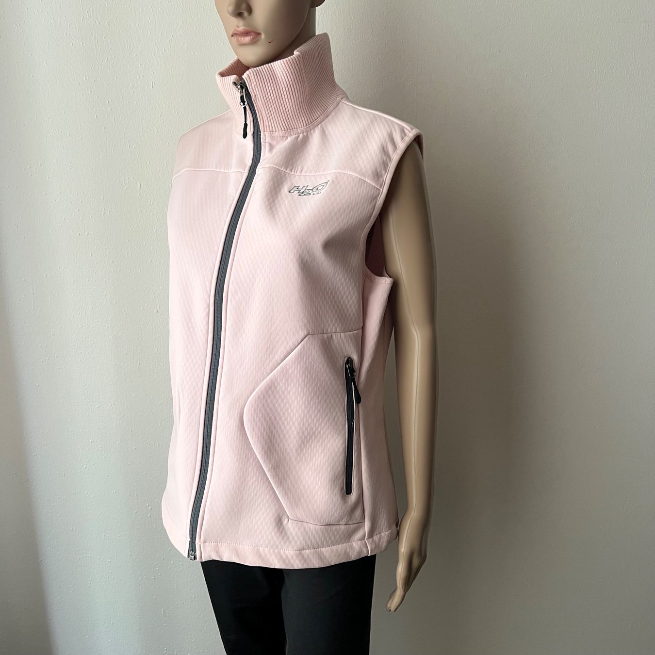 Gilet & Giacche senza maniche: rosa H2O Gilet 💗 – Usato da Zürich venduto da ClosetQueen 2