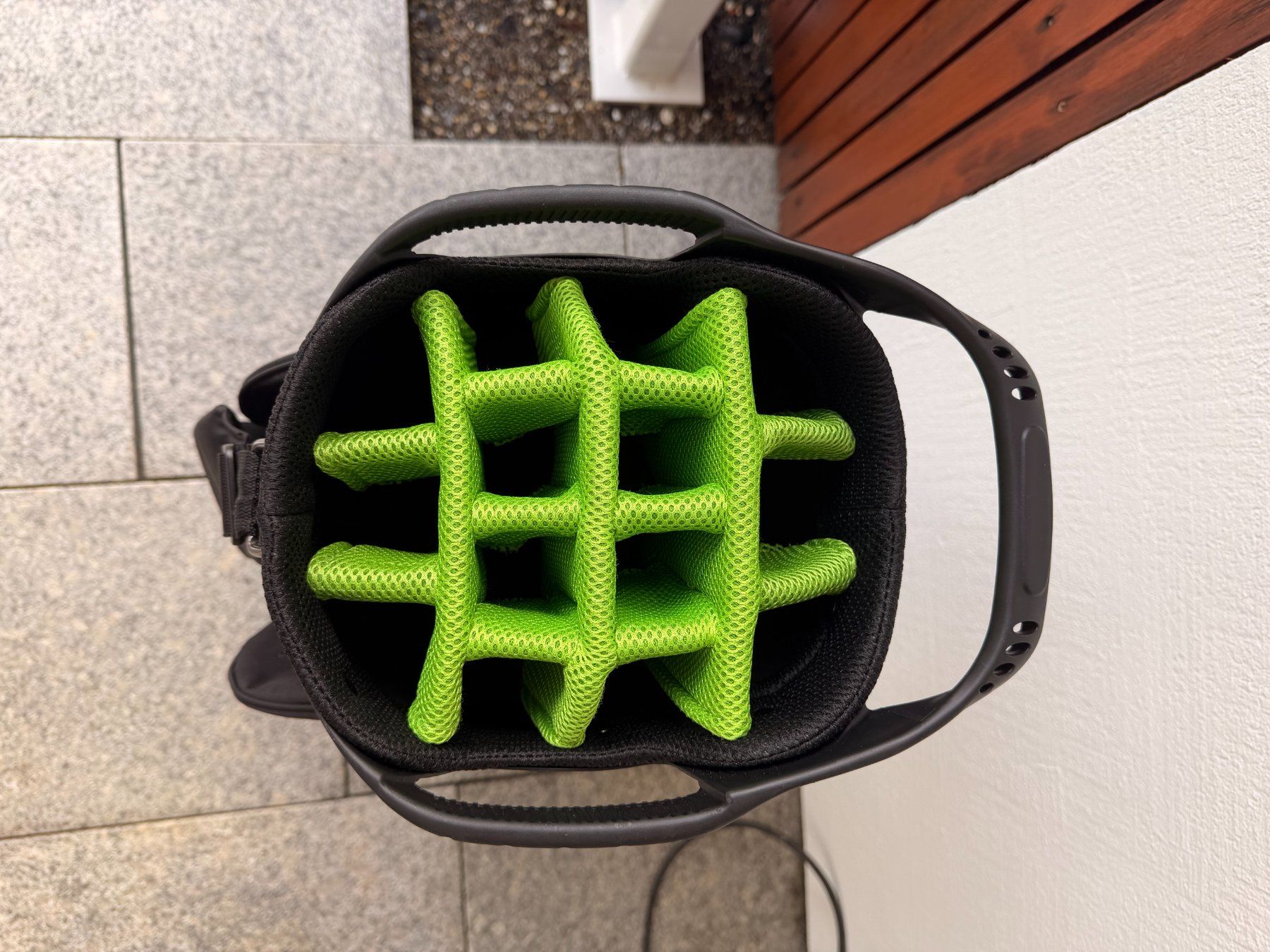 Taylor Made Borse: TaylorMade Golf Bag – Nuovo (secondo la descrizione) da Cham venduto da jad_2vjh 2