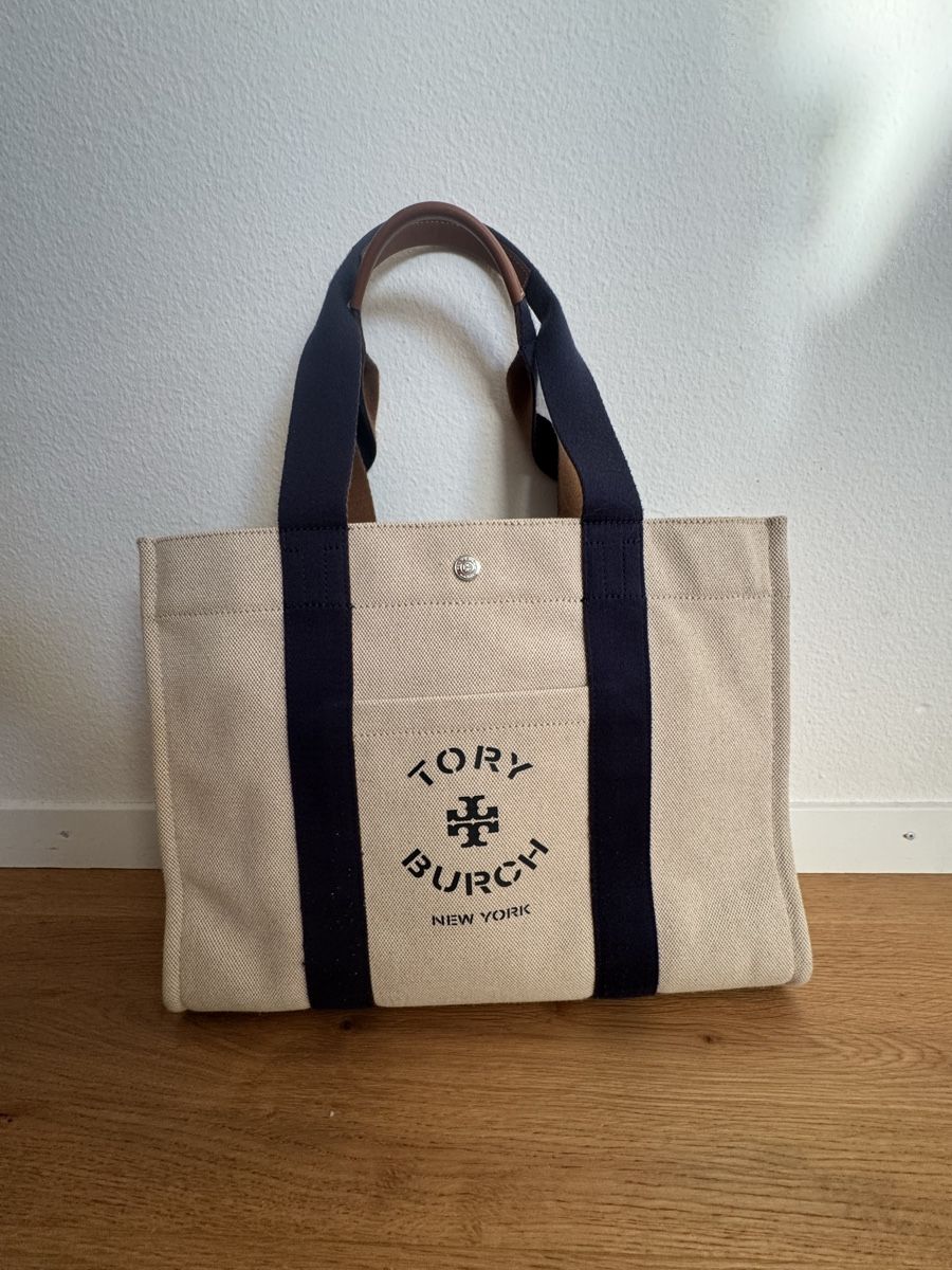 Tory Burch Taschen: Tory Burch Canvas Tote 30 x 39 – Gebraucht aus Luzern von wet_7bm6