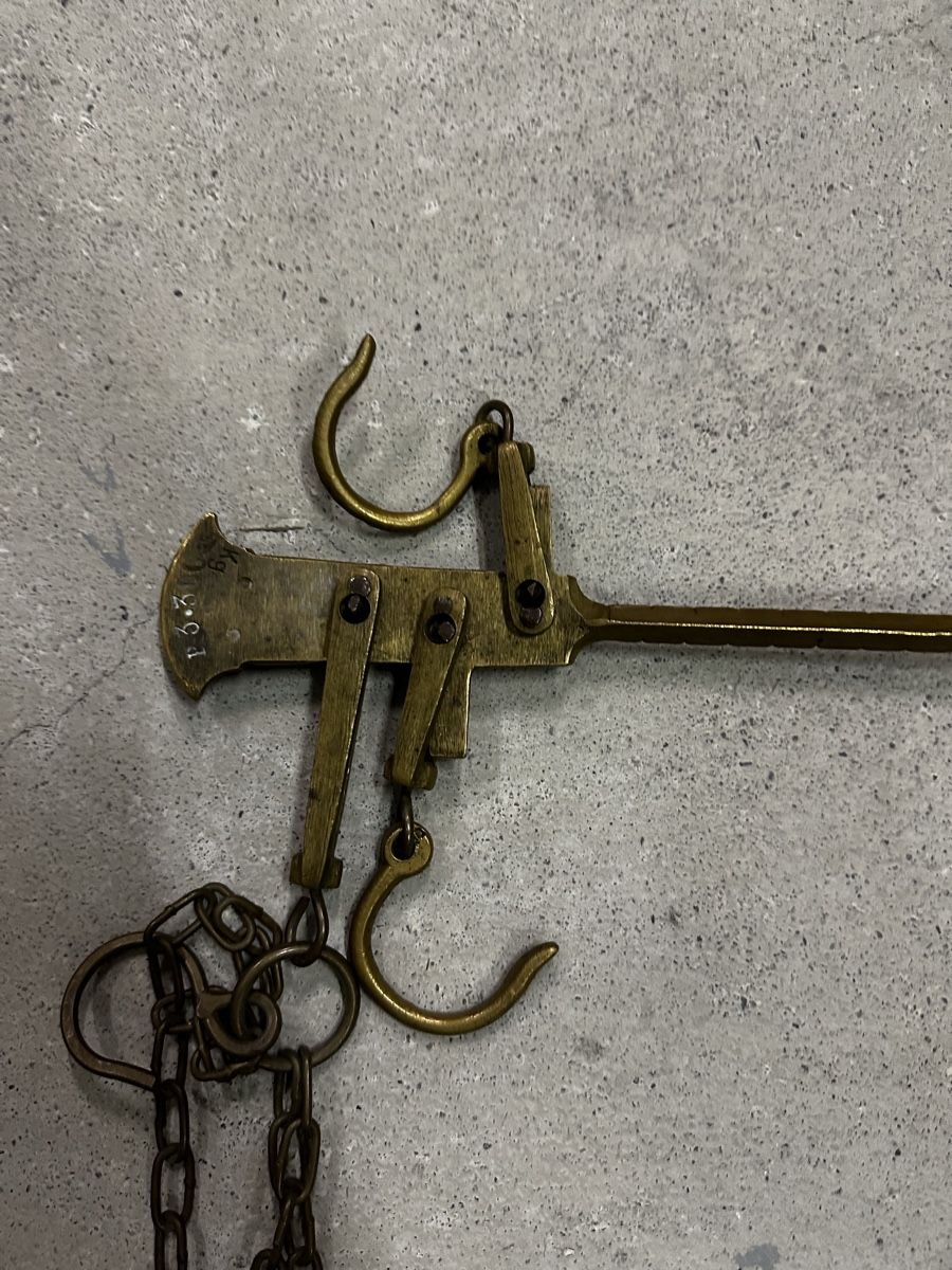 Bilance e pesi: Antike Waage Messing – Usato da Chur venduto da Sim7000 2