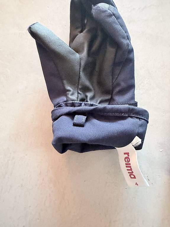 Guanti: Skihandschuhe Reima Gr 4 – Usato da Ebikon venduto da immo-th 2