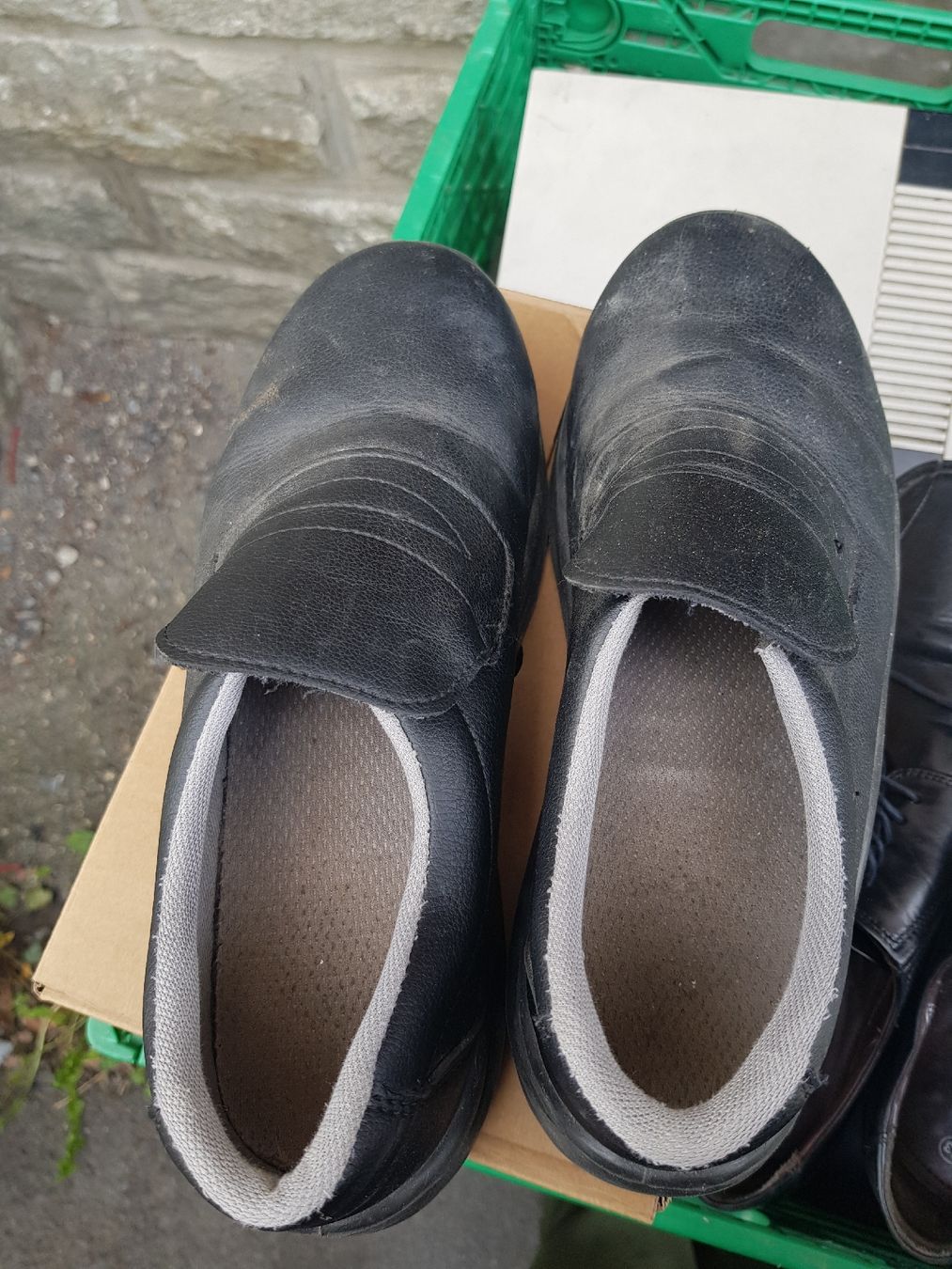 Herrenschuhe: chaussure de cuisine sécurité – Gebraucht aus Sion von mani785