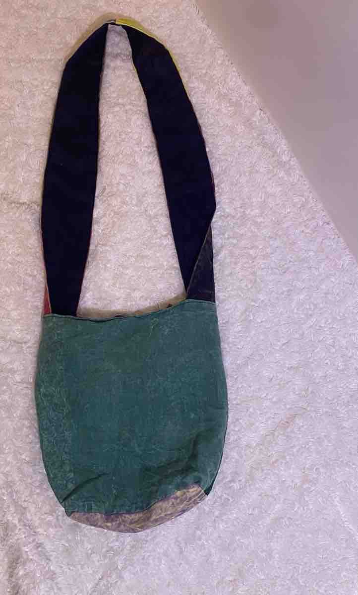 Taschen für Damen: Nirvanabaronissi Shoulder Bag Multicolor New Condition – Neu und originalverpackt aus Schmitten FR von mur_wrc7 2