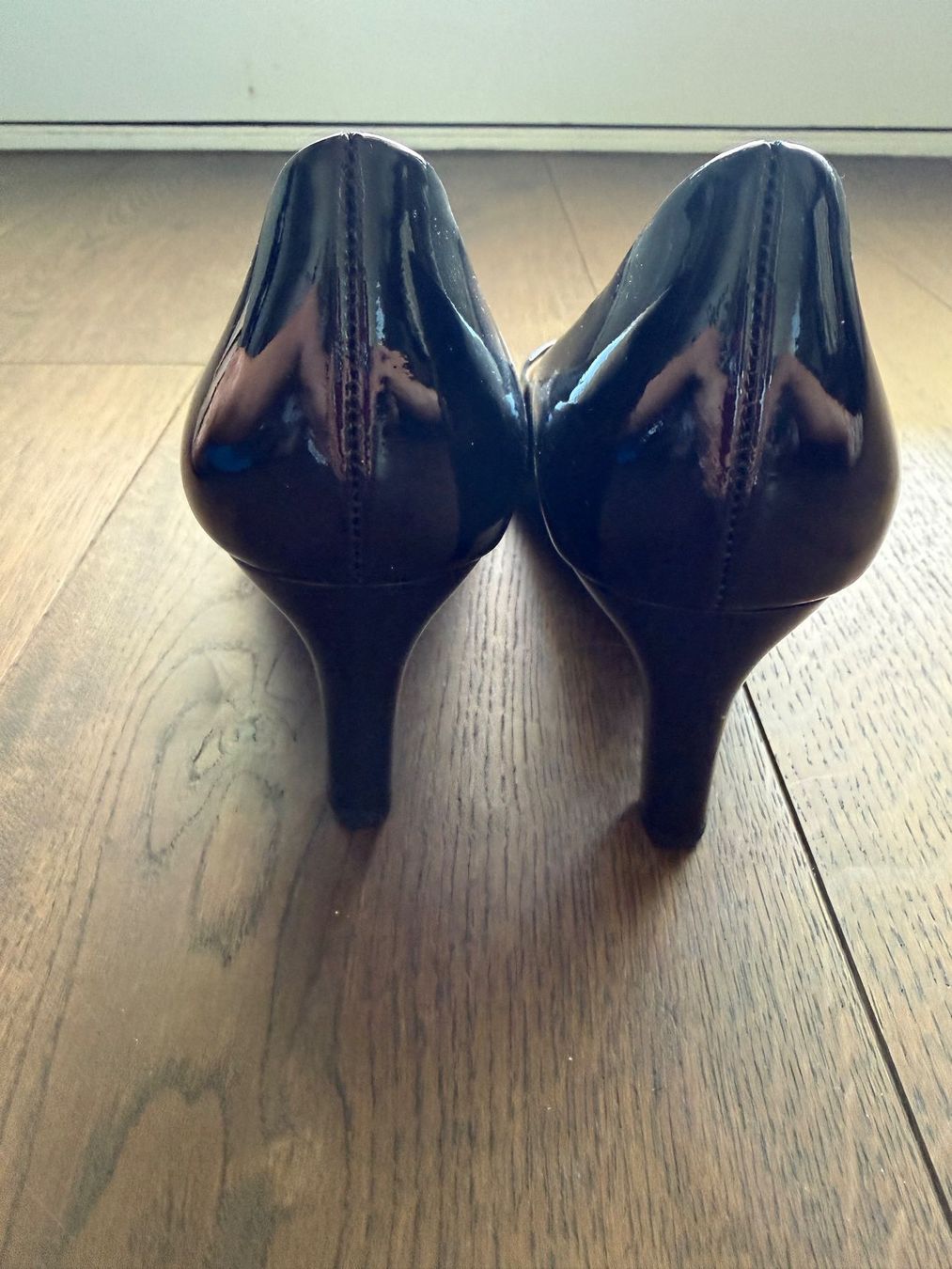 Högl Scarpe da donna: Högl Pumps Lackleder Schwarz Gr. 39 – Nuovo (secondo la descrizione) da Muttenz venduto da flowers04 2