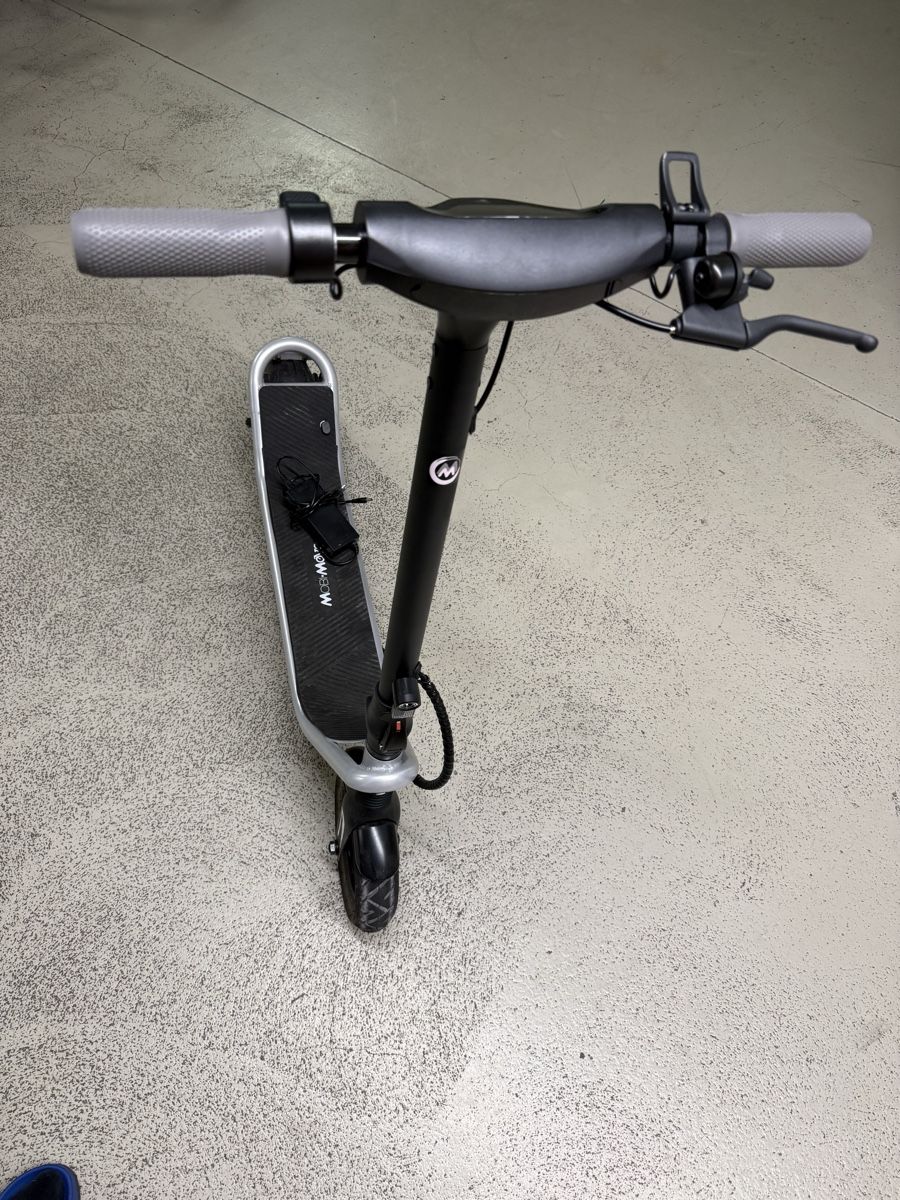 Kickboard: E Scooter – D'occasion à Windisch par Gele66
