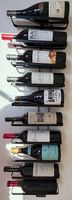 Porte-bouteilles mural en métal noir | Black wall wine rack