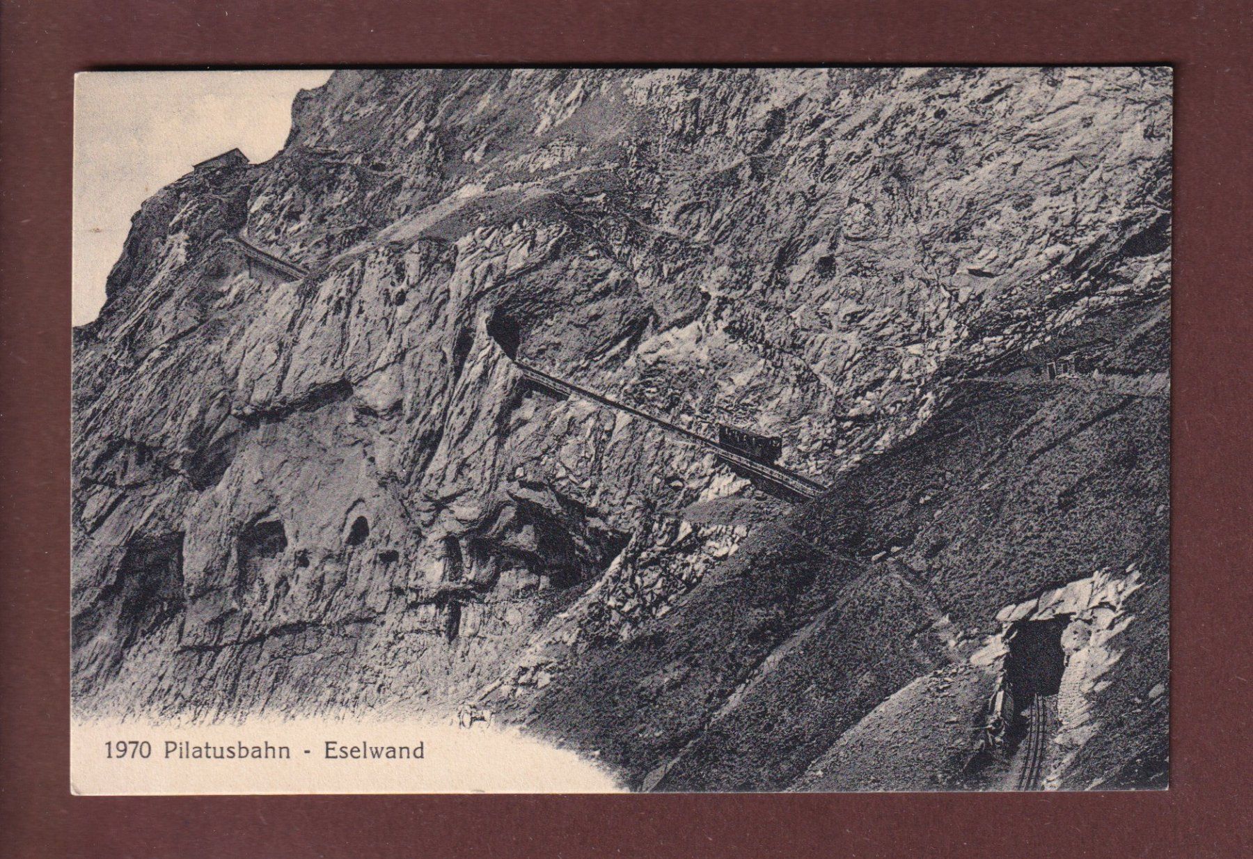 Cartoline postali: PILATUSBAHN - Eselwand – Usato da Pully venduto da nicecards