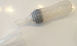 Breiflasche mit Löffelaufsatz - Ideal für unterwegs!