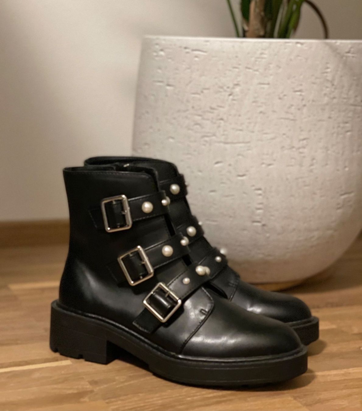 Chaussures femmes: Winterschuh, Stiefel Pull and Bear – Neuf (Voir description) à Busswil TG par chiarfr_0 1