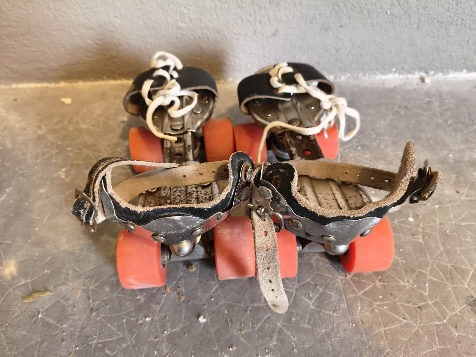 Pattini in linea & Pattini a rotelle: Patins a roulettes – Usato da neuchâtel venduto da lualalk 2