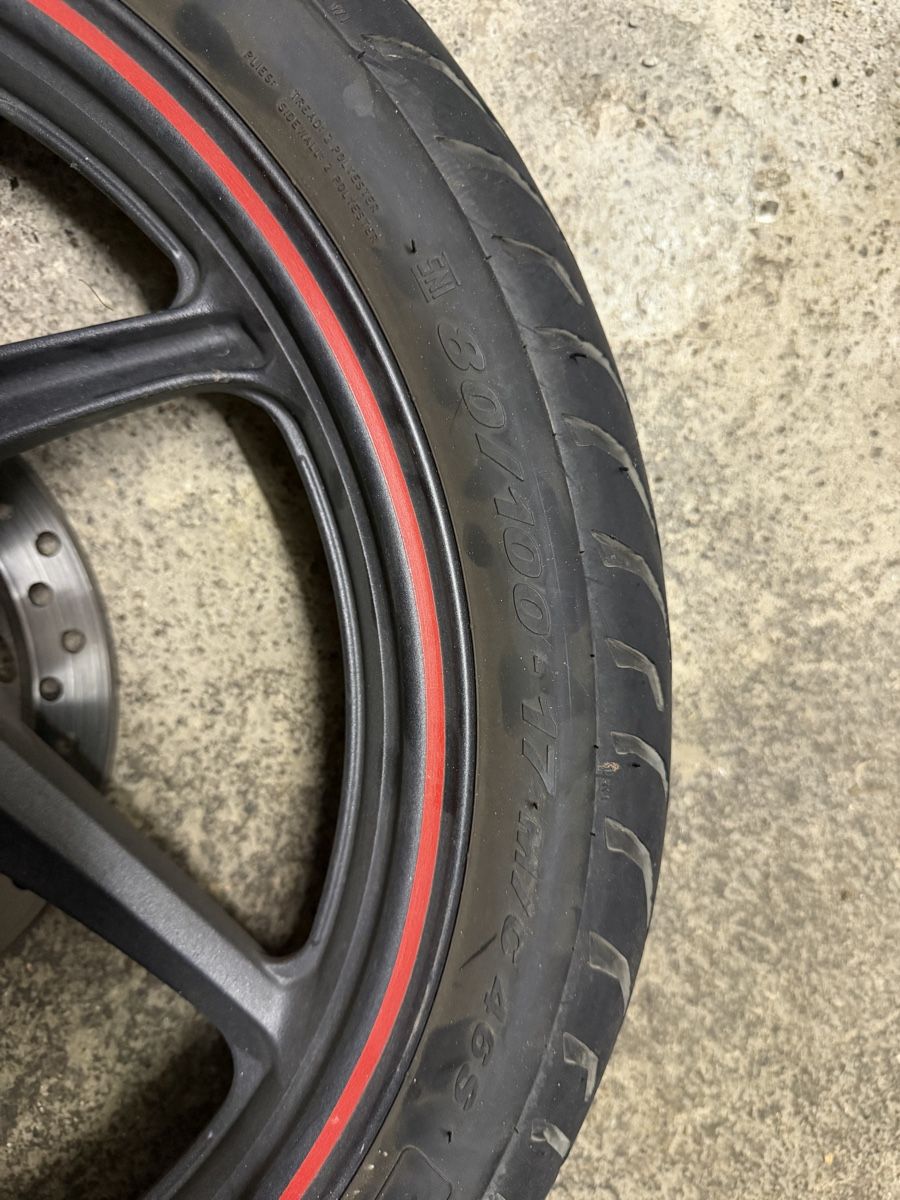 Cerchioni: Töff pneu – Usato da Dübendorf venduto da Jiimmy24 2