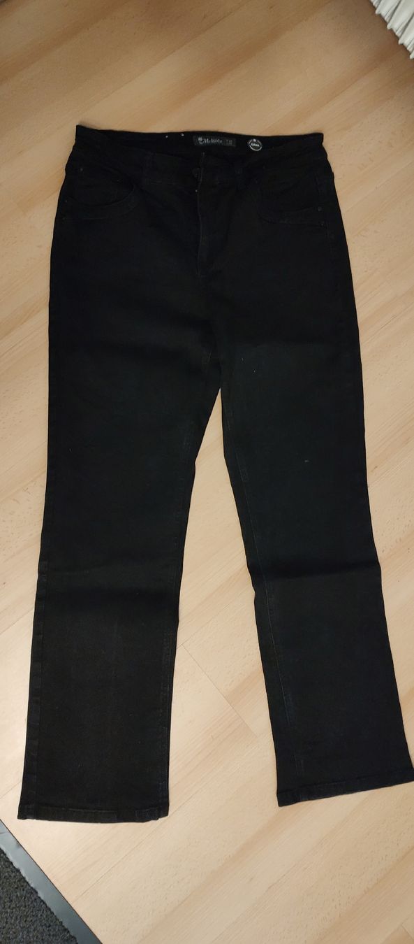 Jeans: Herren Jeans – D'occasion à Grenchen par car_qq2t