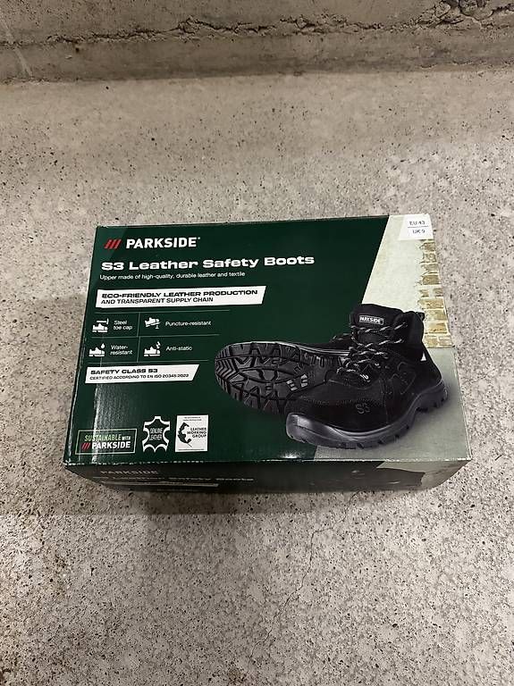 Scarpe da uomo: Chaussures de sécurité taille 43 – Usato da Monthey venduto da and_c5w8