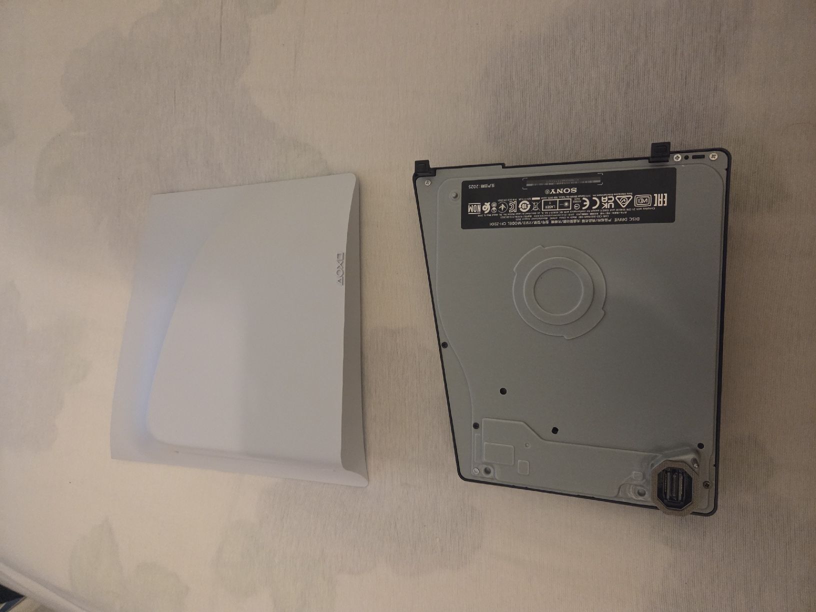 Sony Console: ps5 laufwerk – Nuovo (secondo la descrizione) da Oberglatt ZH venduto da mir_k7mm