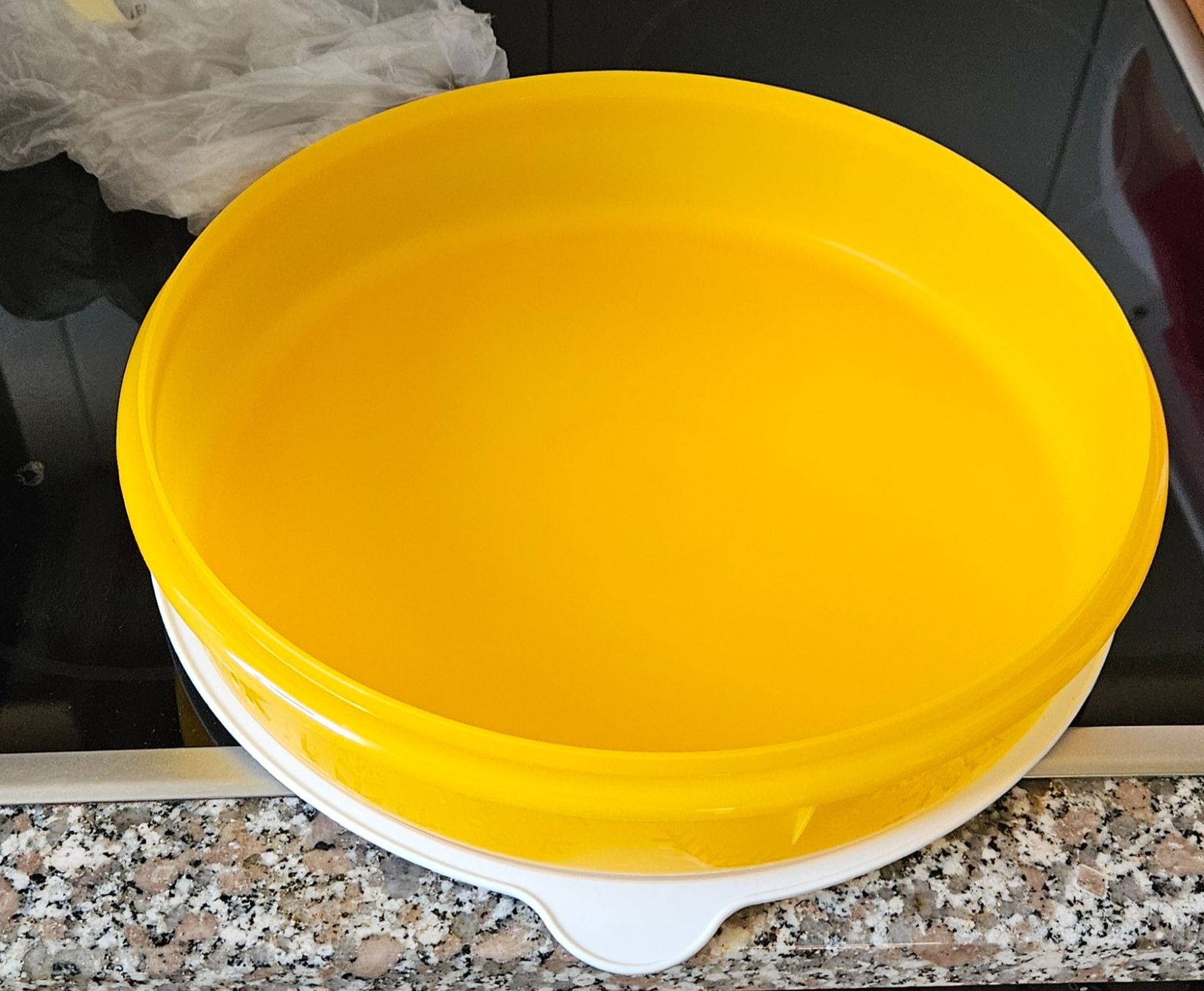Tupperware Recipients et similaires: Gefrierbehälter rund – Neuf avec emballage d'origine à Hasle b. Burgdorf par buddle32 3