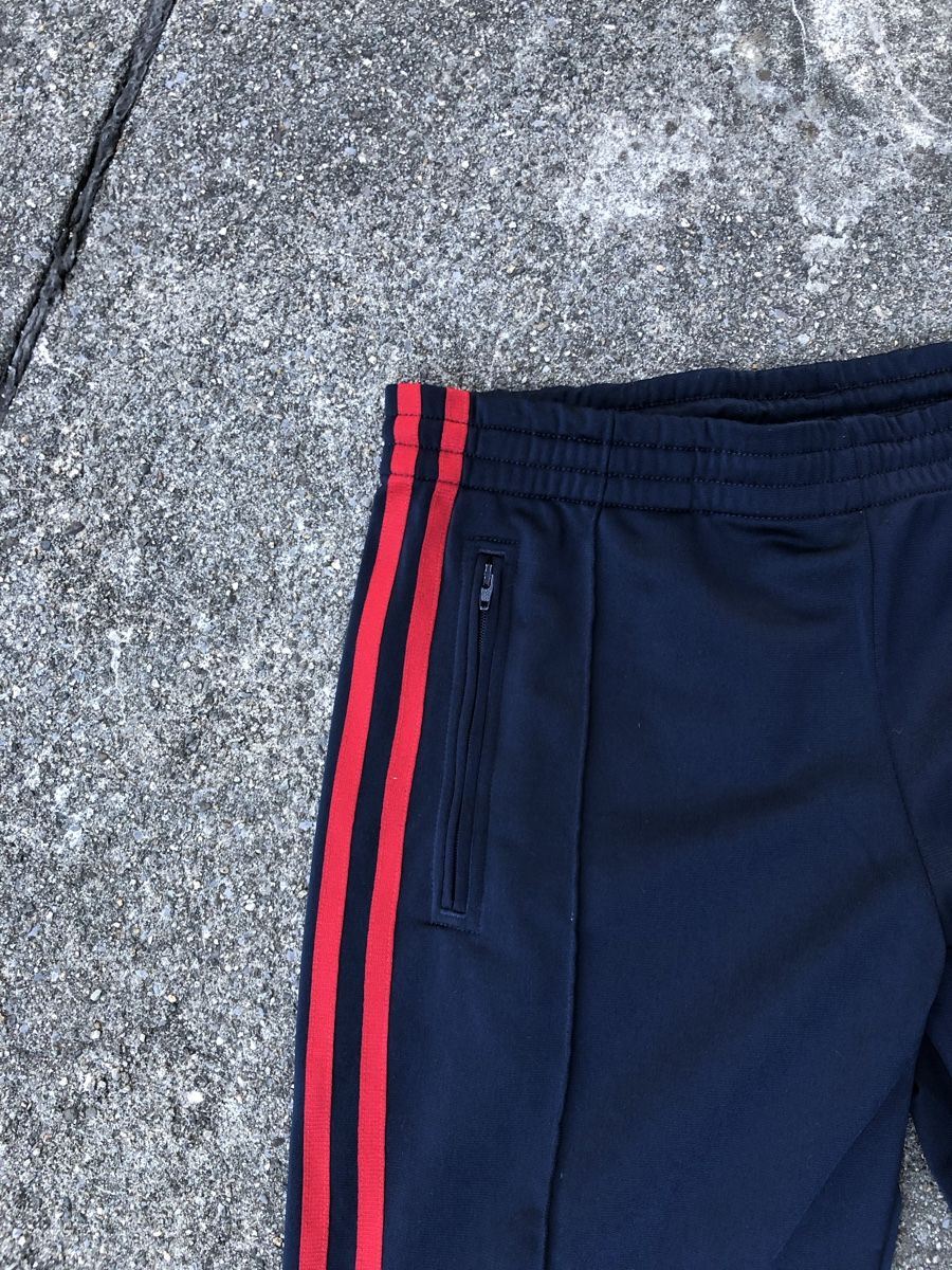 Adidas Pantalons: Adidas Track Pants – D'occasion à Fribourg par ann_l9b7 3