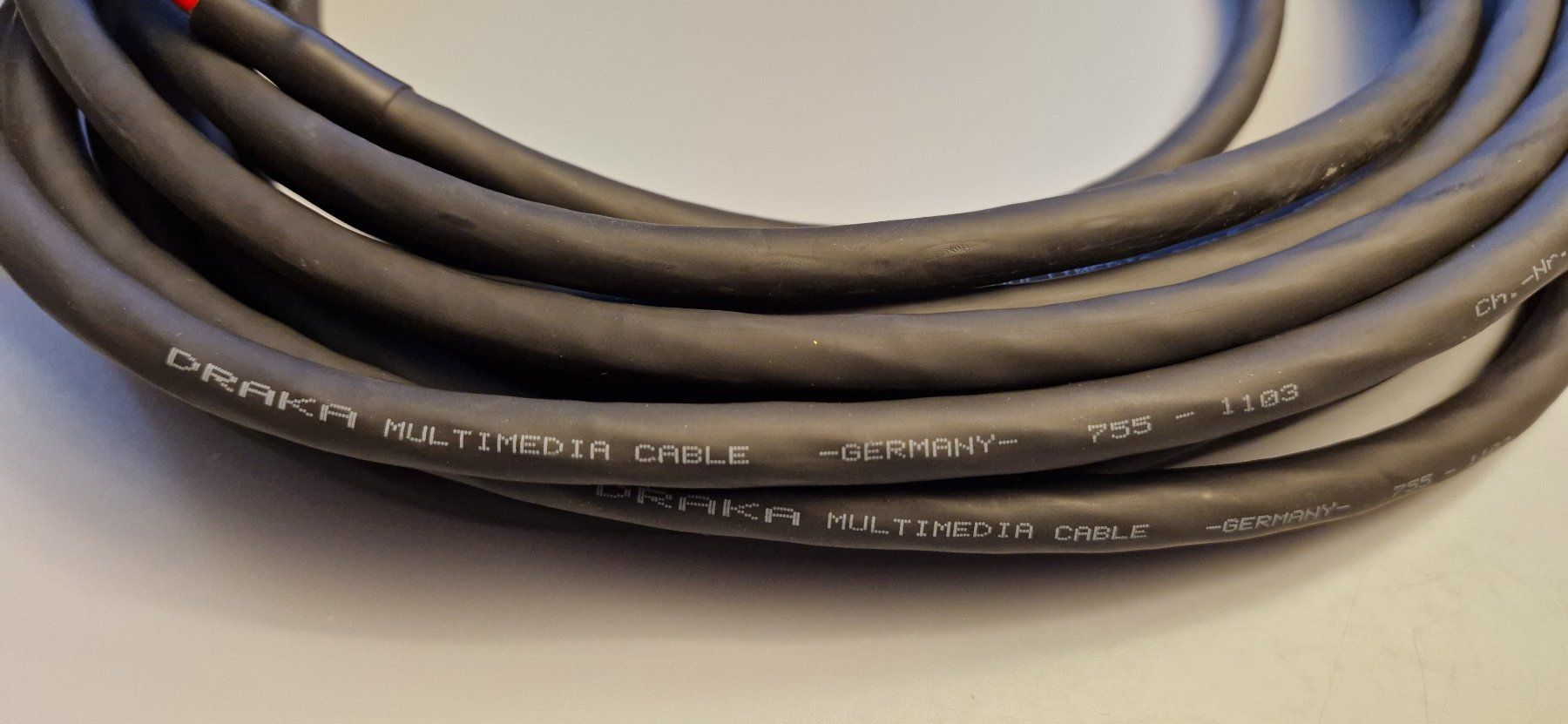 Cavi: 10m Multimedia Monitorkabel VGA von Draka – Usato da Nürensdorf venduto da Jx3p 2