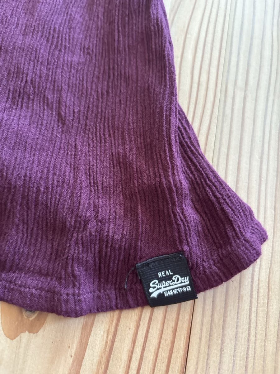 Superdry Tops: SUPERDRY top M  – D'occasion à Arbaz par nin_zqc6 3