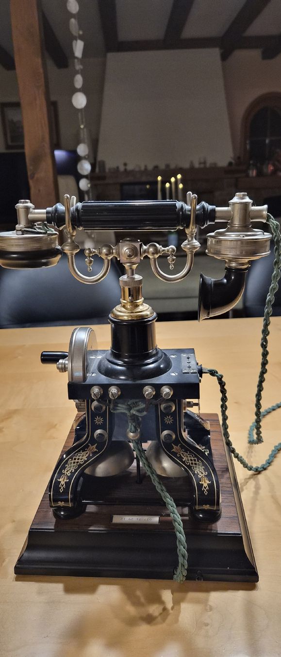 Ericsson Telefoni: Telefon Ericsson Stockholm – Difettoso da Courlevon venduto da Ernifan 3