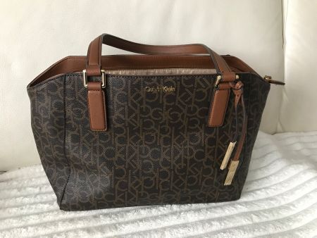 Calvin Klein Handtasche, neuwertig, braun - Top Zustand!