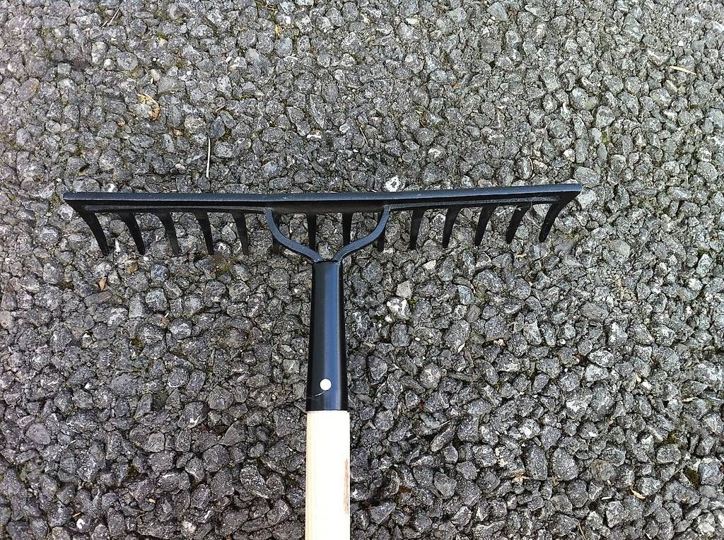 Tutti gli attrezzi: Gartenrechen NEU – Usato da Freidorf TG venduto da joanmo 2