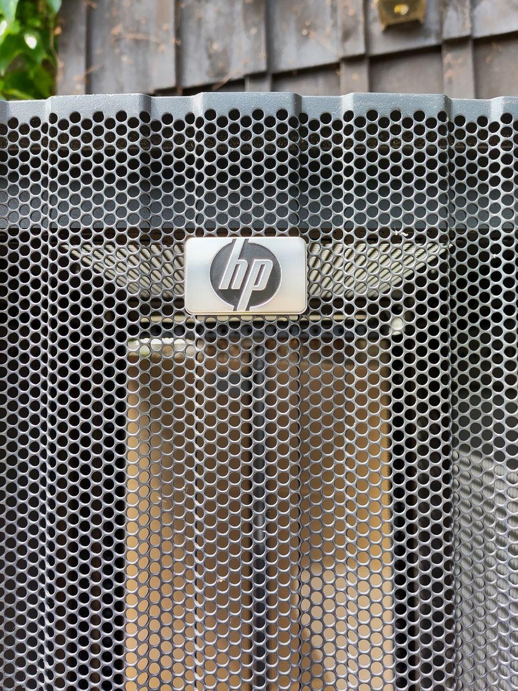 Hewlett Packard Racks & Cavalletti: HP Server Rackschrank 42U – Usato da Schwändi GL venduto da kunubu 1