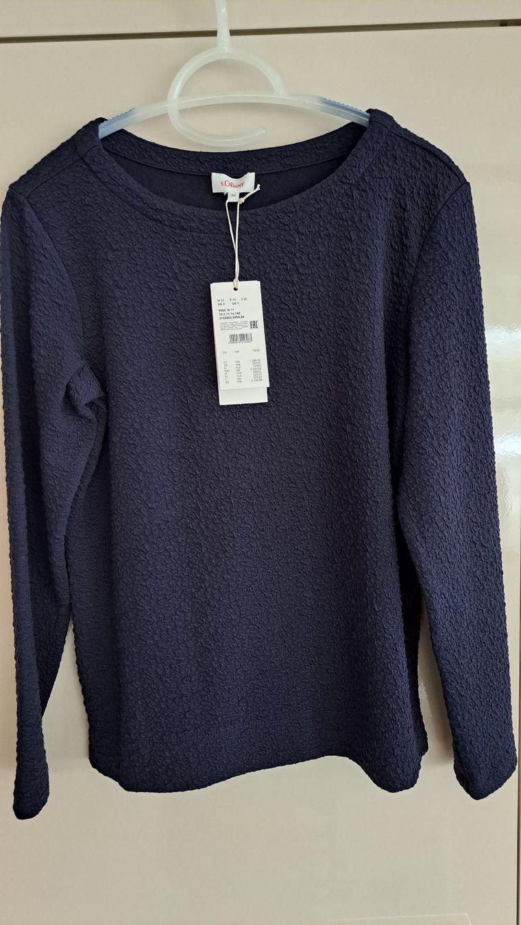 S.Oliver T-Shirts: Sweatshirt mit Jacquard-Muster – Neu und originalverpackt aus Elgg von Semmerli