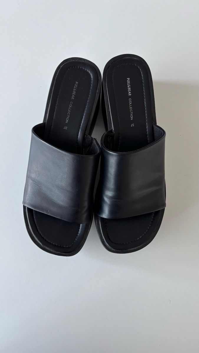 Pull&Bear Scarpe da donna: Pantoletten Pull&Bear Plateau schwarz Grösse 37 – Usato da Liebefeld venduto da DilaraNathalie 4