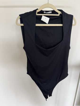 ZARA Body Schwarz — Gr. S