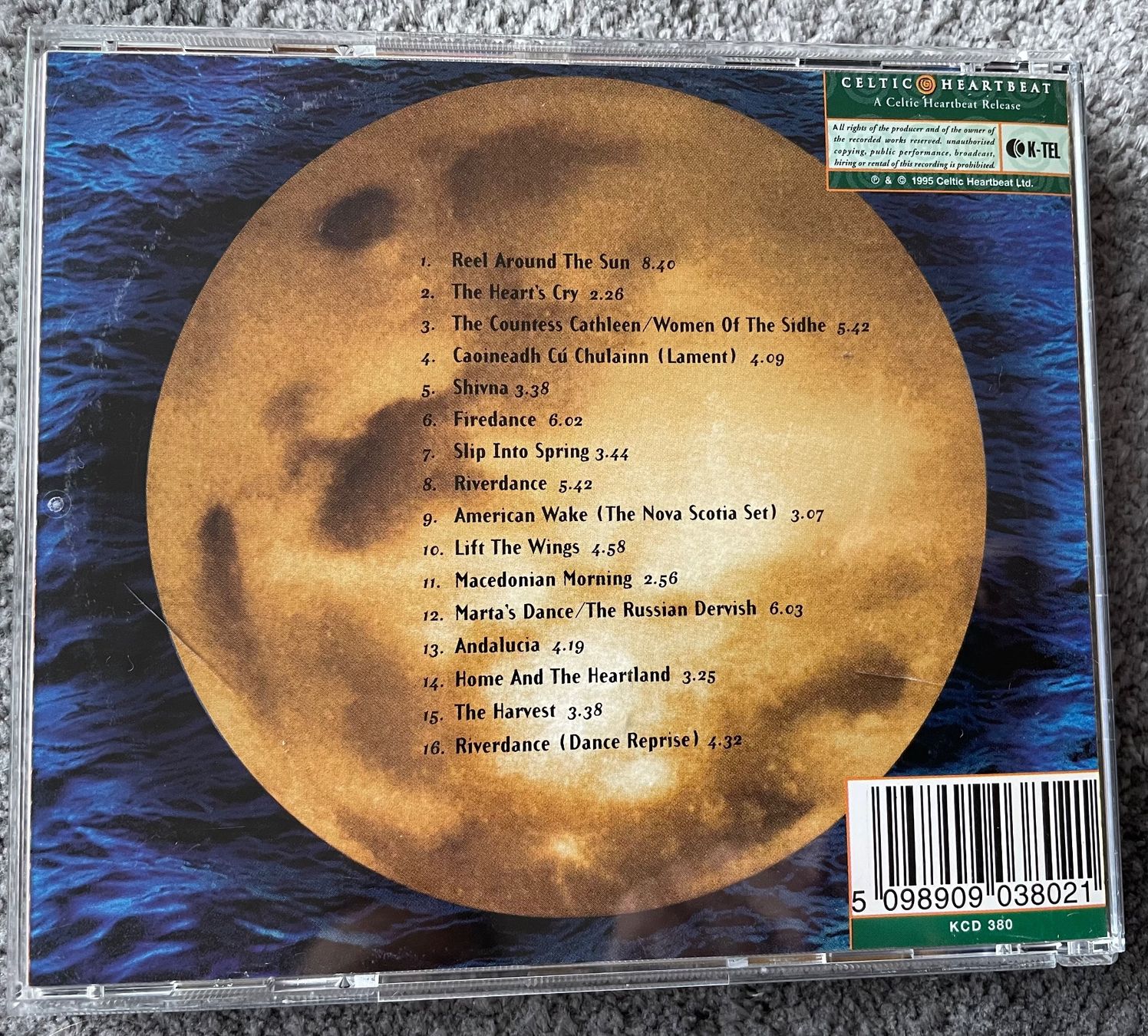 CD: CD Bill Whelan RIVERDANCE Music from the Show – Usato da Küsnacht ZH venduto da Haus65 1