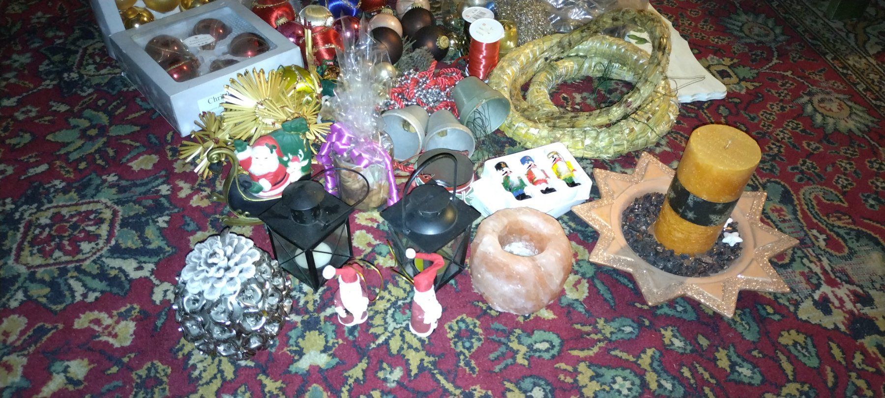 Alle Dekorationen: Weihnachts-Paket – Gebraucht aus Inkwil von Mvoyager 1