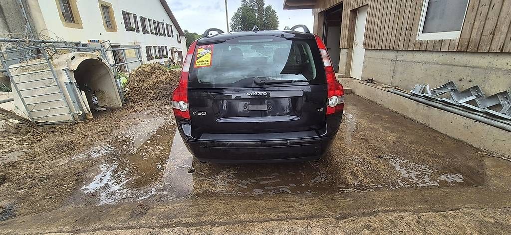 Autos: Volvo V50 T5 – Gebraucht aus Les Brenets von ewb_7p9v 2