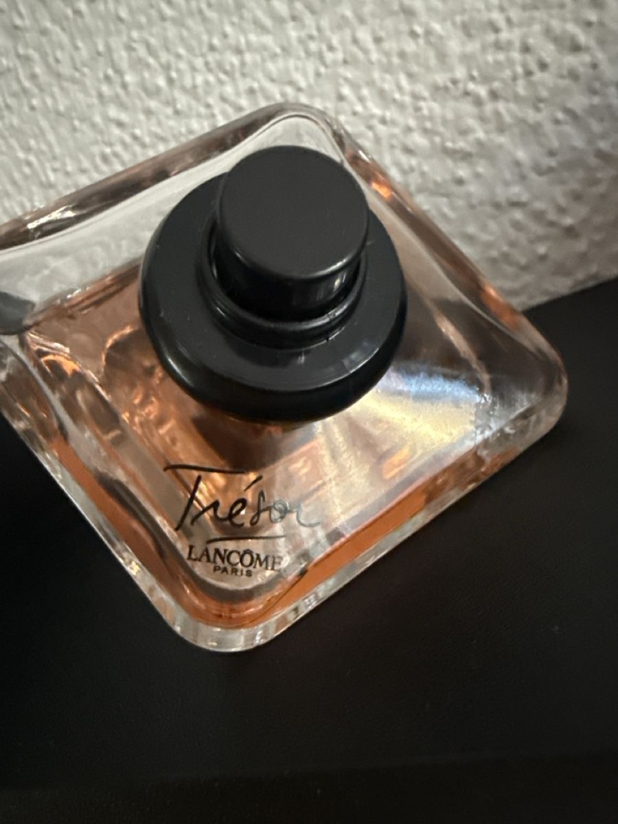 Lancôme Profumi & Eau de Toilette: Profumo Lancome Tresor e La Nuit 30ml 2 pezzi – Nuovo (secondo la descrizione) da Amriswil venduto da Ttsa 1