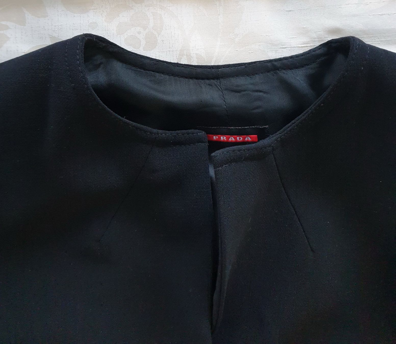 Prada Giacche: Jackett PRADA,Ch-Gr.38,160 Fr. – Usato da Bülach venduto da reguskon 2
