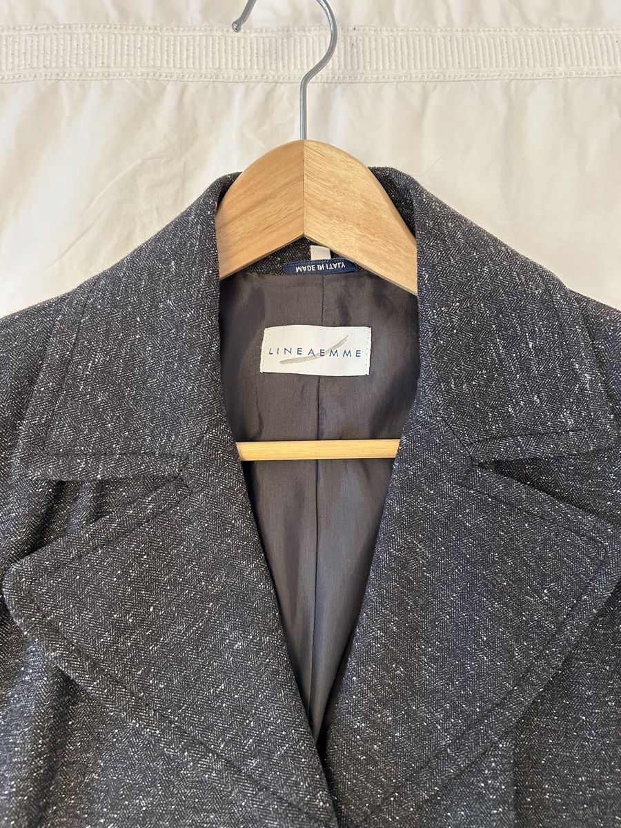 Completi & Tailleur: Grauer Anzug mit Rock – Usato da Walchwil venduto da Ser_y8w5 2