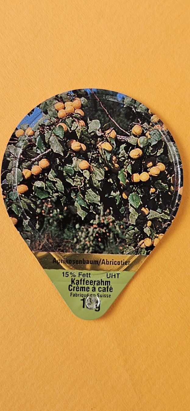 Kaffeerahmdeckel: Kaffeerahmdeckel  – Gebraucht aus Basel von Melibu
