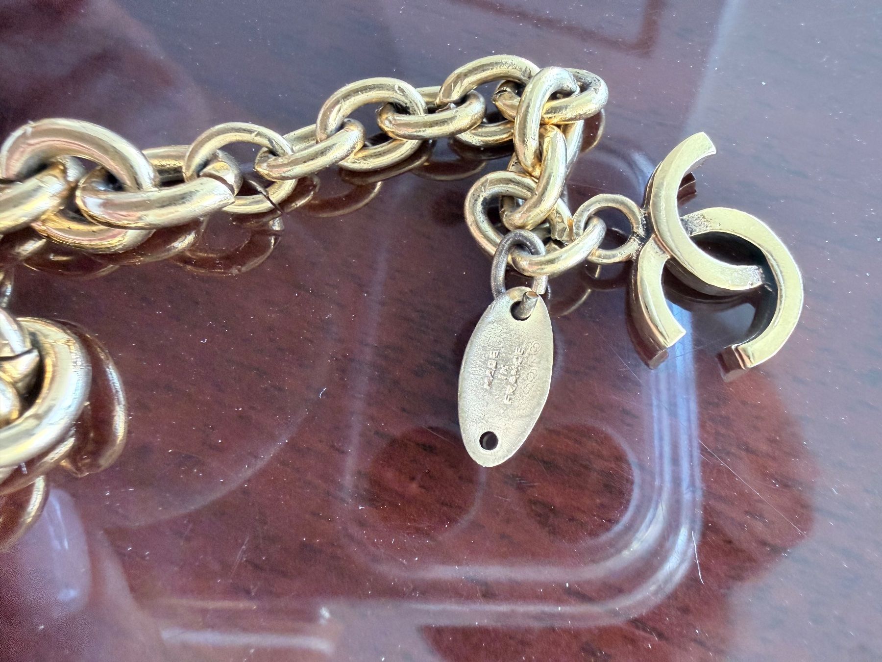 Chanel Cinture: Chanel Gold Plated Chain belt – Usato da Zollikon venduto da houseofsamar 4