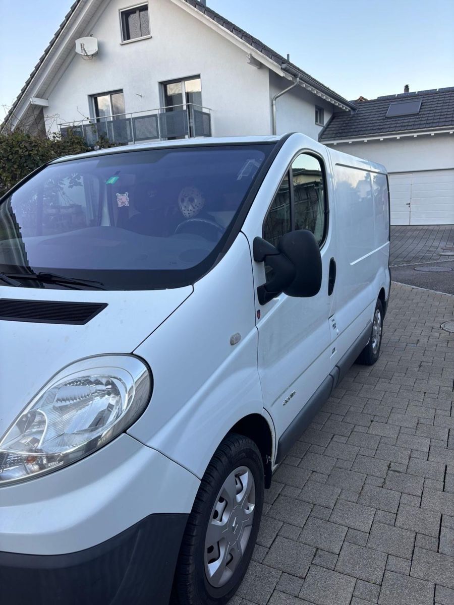 Véhicules utilitaires: Renault Trafic – D'occasion à Eichberg par Weder236 1
